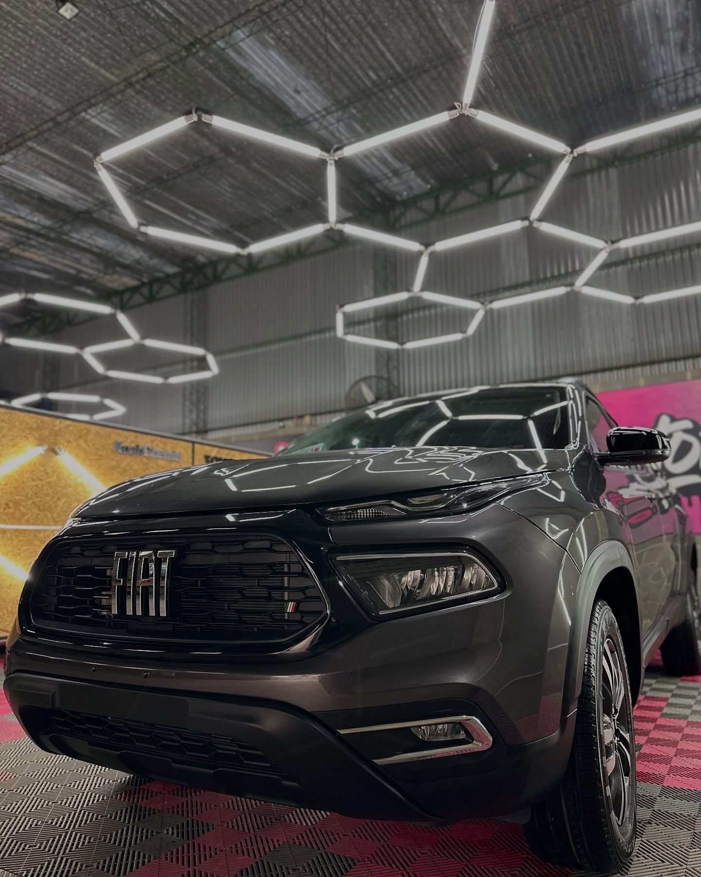 Fiat Toro ProCustom acabado